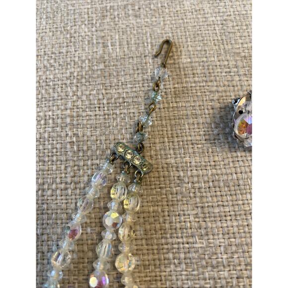 Vintage 50s Aurora Borealis Crystal Glass Bead Set Necklace Clip On Earrings - Picture 6 of 9